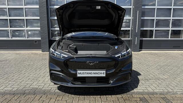 Ford MUSTANG Mach-E Extended Premium RWD 88 kWh €5.000,- Voordeel | Panoramadak (vast) | Parkeercamera | Stoelverwarming | Dodehoeksensor | Navigatie | Adaptive Cruise Control | Carplay & Android Auto – foto 8