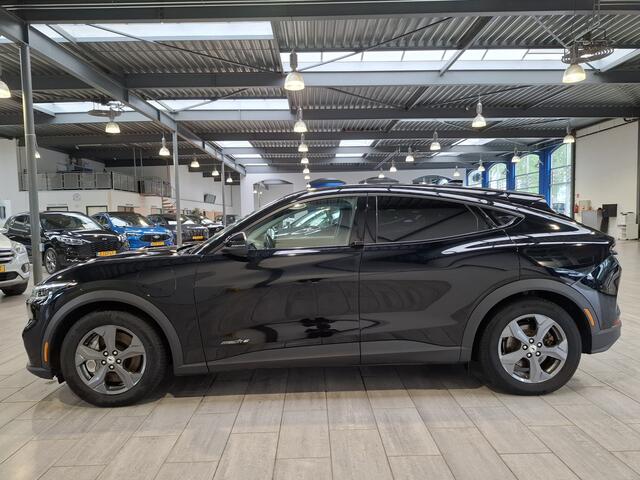 Ford MUSTANG Mach-E RWD 75 kWh | Trekhaak | LED | Leder | Adapt. cruise | Camera | SOH 92,8% | Stoelverw. | 100% dealer onderh. – foto 2