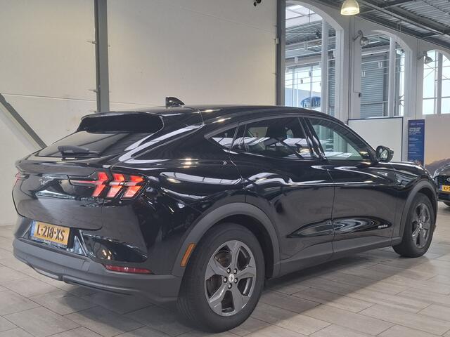 Ford MUSTANG Mach-E RWD 75 kWh | Trekhaak | LED | Leder | Adapt. cruise | Camera | SOH 92,8% | Stoelverw. | 100% dealer onderh. – foto 5