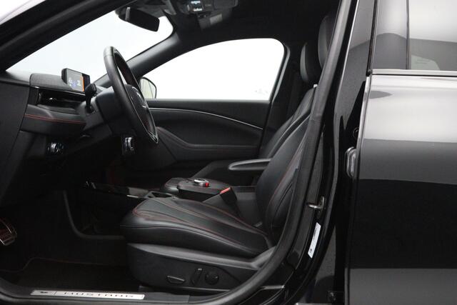 Ford MUSTANG Mach-E AWD 75 kWh 270 PK, SOH 95 %, Leder, Memory, Adap. Cruise Control, Winterpakket, Carplay, Camera – foto 2