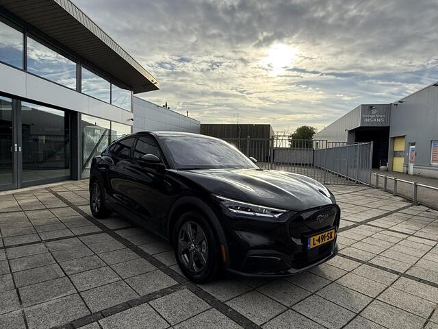 Ford MUSTANG Mach-E Aut. 75kwh Technolodgy Plus | SoH 94% | Panorama | Leder | Trekhaak – foto 10