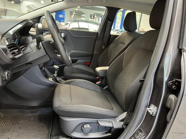 Ford PUMA EcoBoost Hybrid 125 pk Titanium | Camera | Navi | LED | Parkeersens. V+A | 100% dealer onderh.