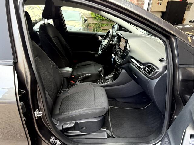 Ford PUMA 1.0 EcoBoost Hybrid Titanium App Connect, Navi, Led, Massagefunctie