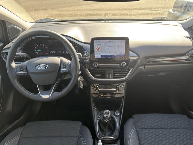 Ford PUMA 1.0 EcoBoost Hybrid Titanium / NL Auto / Navi / Apple Carplay & Android Auto /