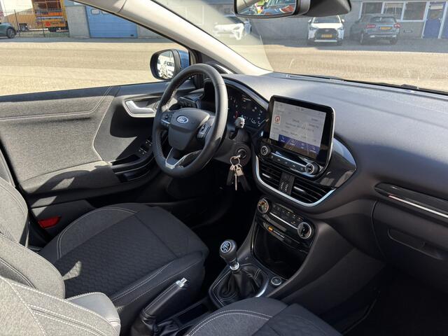 Ford PUMA 1.0 EcoBoost Hybrid Titanium / NL Auto / Navi / Apple Carplay & Android Auto /