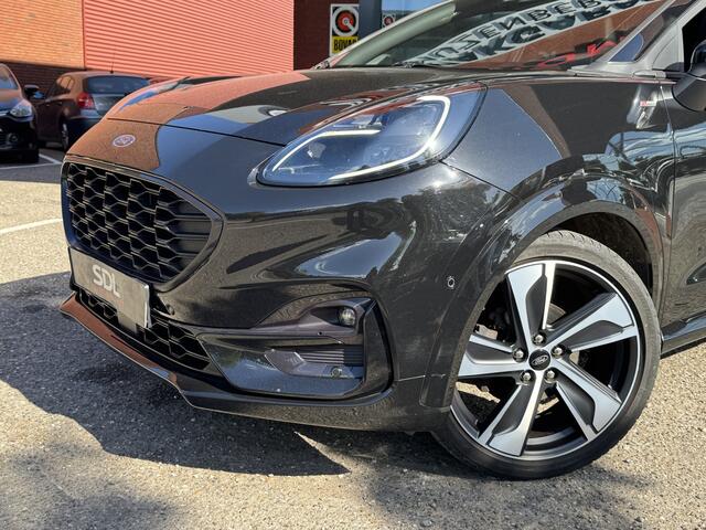 Ford PUMA 1.0 EcoBoost Hybrid ST-Line // B&O AUDIO // NAVI // SCHUIF / KANTEL PANO DAK // NAVI // ADAPTIVE CRUISE // CLIMA
