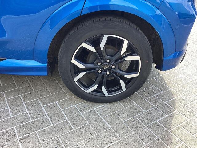 Ford PUMA 1.0 EcoBoost Hybrid ST-Line X | Adaptive cruise control | Winter Pack | Camera | Contrasterend dak