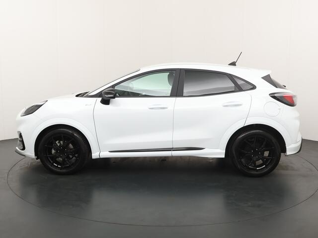 Ford PUMA 125PK EcoBoost Hybrid ST-Line | Navigatie | 18-inch | Black Pack | LED | Privacy glass |