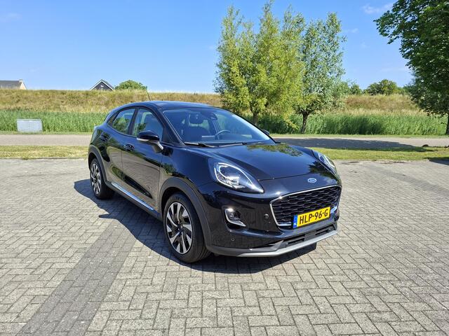 Ford PUMA 1.0 EcoBoost Hybrid Titanium