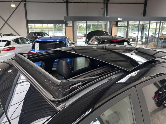 Ford PUMA EcoBoost Hybrid 125pk ST-Line X First Edition | Trekhaak | Pano | Adapt. Cruise | B&O | Winterpack | Elekt. A.Klep | Full Options!!! |