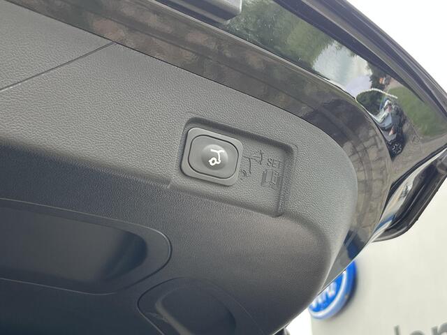 Ford PUMA 1.0 EcoBoost Hybrid ST-Line X 155pk Automaat | Panoramadak | Afneembare trekhaak | Winter Pack | Adaptive cruise control | 360 graden camera | Bang&Olufsen | Elektrsiche achterklep | Matrix LED