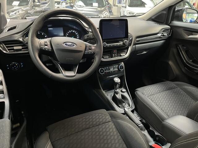 Ford PUMA EcoBoost Hybrid 125 pk Titanium | Winter Pack | Navi | Clima | Cruise | 4 seiz. banden | Apple Carplay