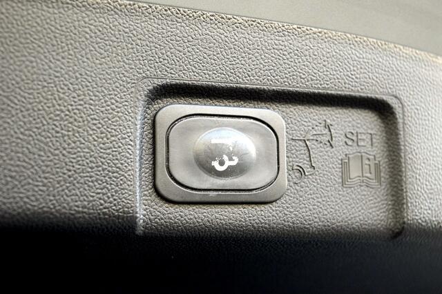 Ford PUMA 1.0 EcoBoost Hybrid ST-Line Rijklaarprijs-Garantie Navigatie Camera Airco 17 Inch Leder/Stof Interieur