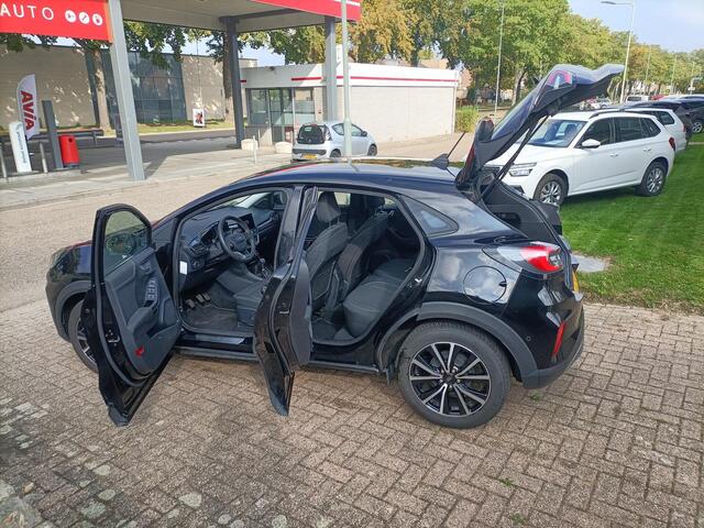 Ford PUMA 125pk Titanium, Navi, AdCruise, Voorruitverw