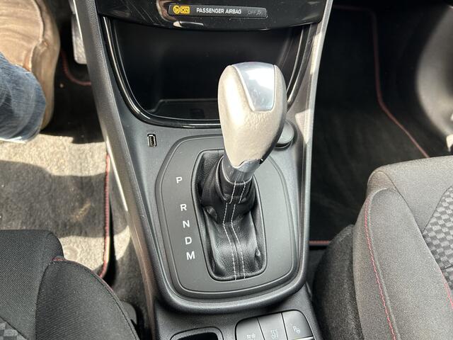 Ford PUMA 1.0 EcoBoost Hybrid ST-Line Trekhaak Camera ELaKlep All Season Banden Stoel verw