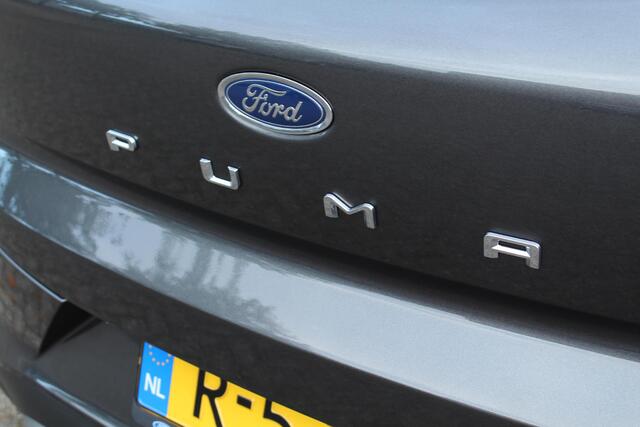 Ford PUMA 1.0 EcoBoost Hybrid Titanium
