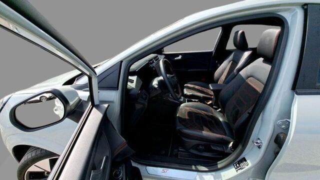 Ford PUMA 1.0 EcoBoost Hybrid ST-Line X 125pk | Driver Assistance Pack | Winterpack | Panorama Dak | Reservewiel | 19 inch Licht metalen Velgen