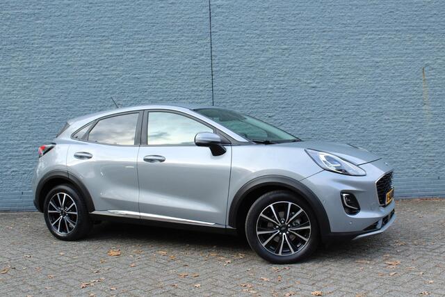 Ford PUMA 1.0 EcoBoost Hybrid Titanium