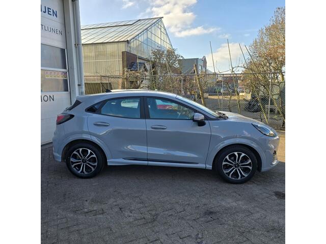 Ford PUMA 1.0 Ecoboost Hybrid St-line Automaat. BTW auto