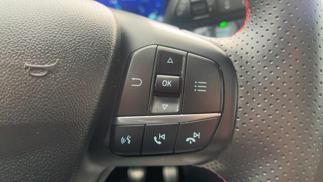 Ford PUMA 1.0 EB ST-Line