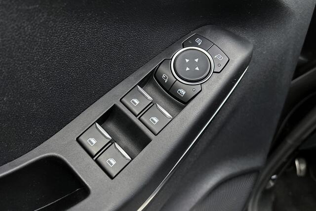 Ford PUMA 1.0 EcoBoost Hybrid ST-Line X Vignale | Panoramadak | Camera | LED | Adaptieve cruise control