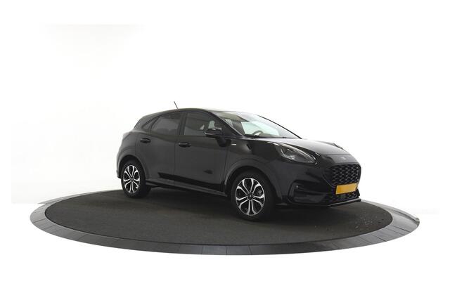 Ford PUMA 1.0 EcoBoost Hybrid | Adaptive Cruise Control | Navigatie | Achteruitrijcamera | Dodehoek Detectie | Stoelverwarming | Stuurverwarming | Keyless entry | Verwarmde voorruit | Apple carplay/Android auto