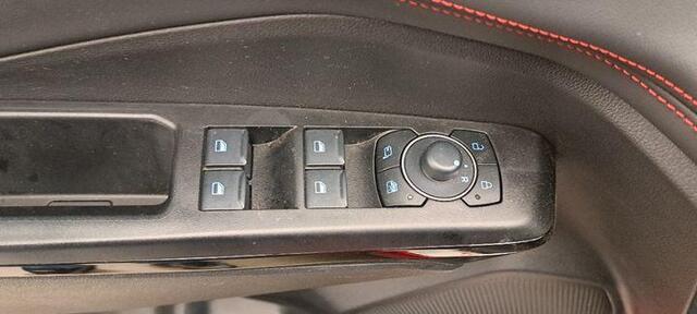 Ford PUMA 1.0 EcoBoost Hybrid ST-Line X 155pk | Panorama Dak | Driver Assistance Pack | Winterpack | Trekhaak afneembaar | All Weather banden | Reservewiel