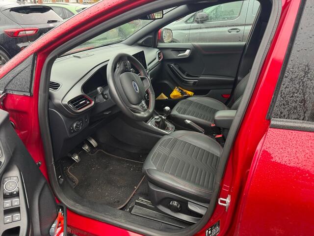 Ford PUMA 1.0 EcoBoost Hybrid ST-Line X 155pk Trekhaak | Achteruitrijcamera | Adaptieve Cruise | Winterpack | Panorama dak | Elektrische Achterklep