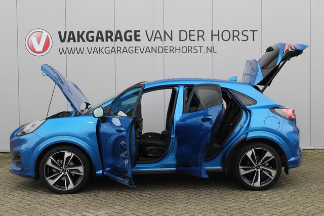 Ford PUMA 1.0-155pk EcoBoost Hybrid ST-Line X. Erg mooi, nette, luxe en sportieve Ford Puma ! Autm. airco, stoel-, stuur- en voorraamverw., camera, elektr. achterkl., trekhaak+afneemb. kogel, B&O soundsyst., lane- en side assist, adapt. cruise cntrl, LED verl. etc.