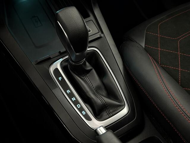 Ford PUMA 1.0 EcoBoost Hybrid ST-Line X Pano, Half leder, Navi, Camera, Keyless start, Cruise control, Virtual desk, Winterpakket, 2 jaar garantie