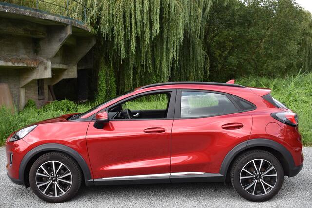 Ford PUMA 125PK ECOBOOST HYBRID TITANIUM CARPLAY/LMV/MASSAGE