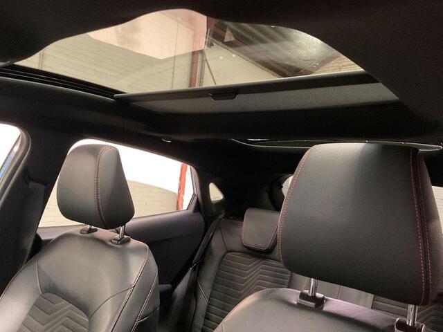 Ford PUMA 1.0 EcoBoost Hybrid ST-Line X First Edition | Panoramadak | Winter Pack | Adaptive cruise control | Camera | Dodehoeksensoren | Bang&Olufsen