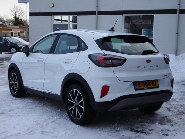 Ford PUMA 1.0 EcoBoost Hybrid Titanium Automatische airco, cruise controle, parkeersensoren, stoelverwarming, stuurverwarming, navigatie, apple carplay, android auto, licht metalen velgen, enz.