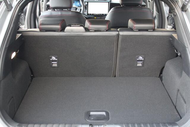 Ford PUMA 1.0-125pk EcoBoost Mild Hybrid ST-Line X AUTOMAAT ! Nieuw model ! Fabrieksgarantie t/m 25-09-2028. Mooie, erg luxe hoogzitter ! Slechts 8.500 km ! Autm. airco, camera rondom, navigatie, telefoonvoorb., B&O soundsyst., metallic lak, LM wielen, LED verlicht