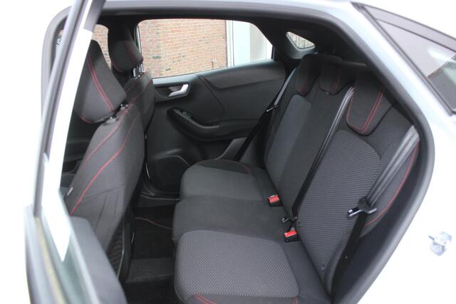 Ford PUMA 1.0i Ecoboost Hybrid 125pk Aut. ST-Line Navigatie, Winterpack, Pdc, 17"