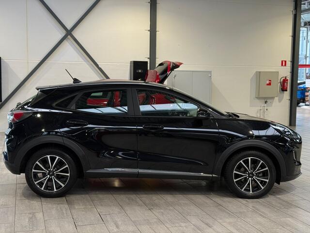 Ford PUMA EcoBoost Hybrid 125 pk Titanium | Trekhaak | Winter Pack | LED | Massagestoelen | 100% dealer ondeh.