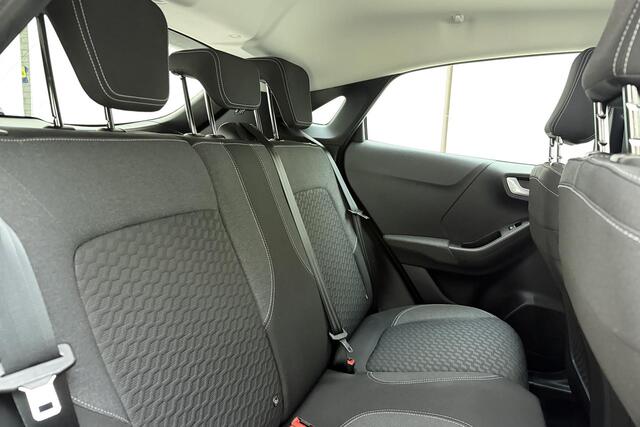 Ford PUMA 1.0 EcoBoost Hybrid Titanium | Navigatie | DAB Radio | Cruise control | Hoge instap | Weinig kilometers | Armsteun