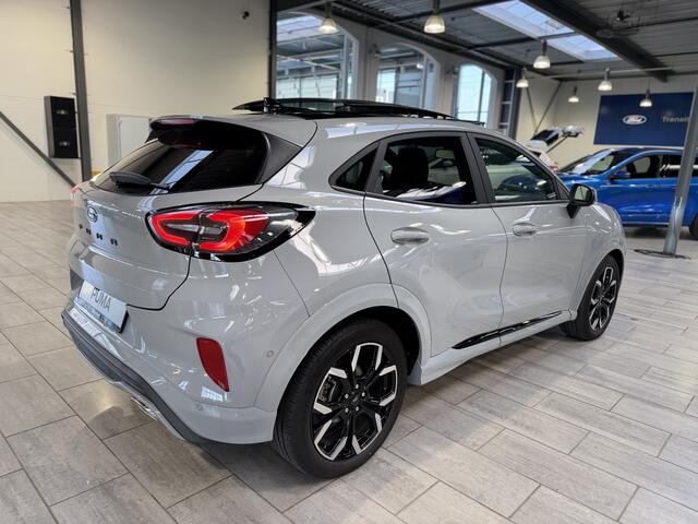 Ford PUMA EcoBoost Hybrid 155 pk ST-Line X | Automaat Trekhaak | Pano | Winter Pack | Camera | El. a. klep | Adapt. cruise | LED | garantie tm 06-2028
