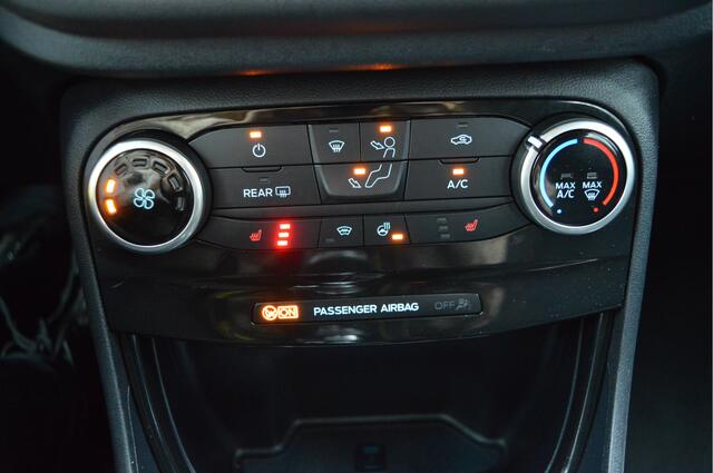 Ford PUMA 124PK EcoBoost Hybrid Titanium NL-Auto / Winterpakket / Led verl. / Apple,android / Navi