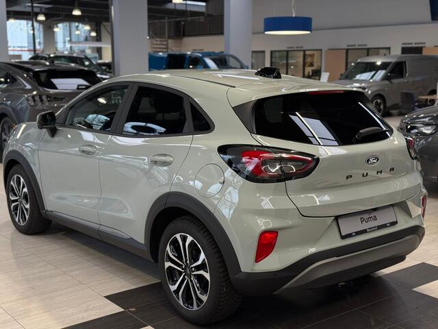 Ford PUMA EcoBoost Hybrid 125pk Titanium | Winterpack | Adapt. Cruise | Dodehoek detectie | 360 Camera | All-season banden | Fabr. Gar. t/m 01-2029