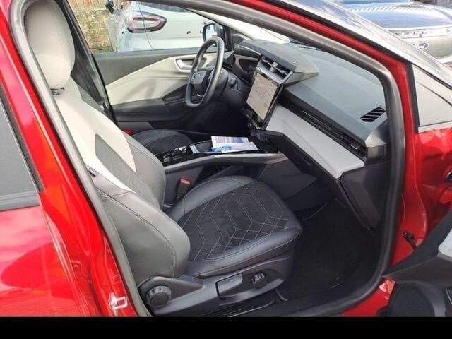 Ford PUMA Gen-E Premium 44 kWh | 168pk | Driver Assistance pack | B&O Audio | Matrix LED | Contrasterend dak in zwart | | Elektrische Achterklep