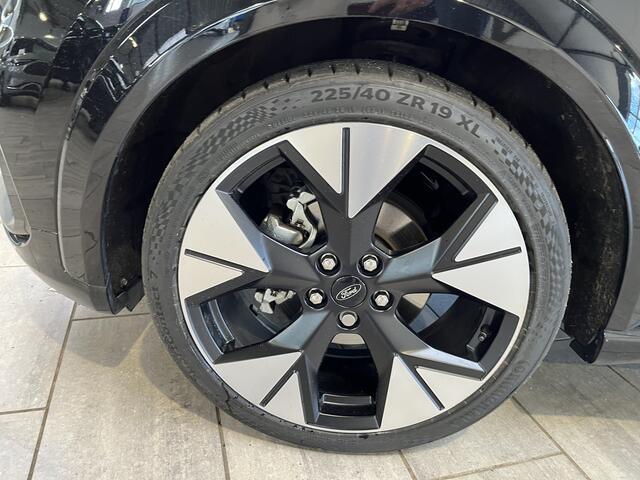 Ford PUMA EcoBoost 155 pk Hybrid ST-Line | Trekhaak | Winter Pack | Adapt. Cruise | Pano | 19"LM velgen | Elektr. achterklep | fabr. gar. tm 12/2028 |