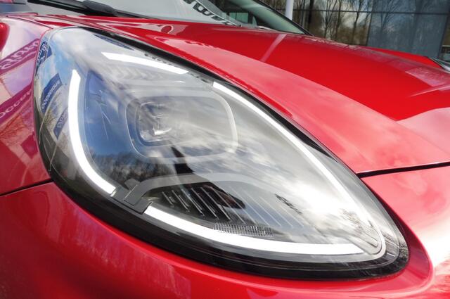 Ford PUMA nwe.model 125pk Hybrid Titanium Navi Camera Trekhaak Elek.klep Winter-Pack BIJNA NIEUWE NED. AUTO