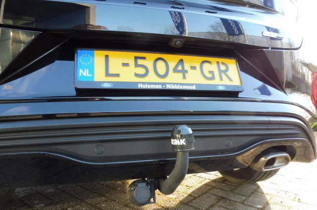 Ford PUMA Hybrid ST-Line X met alle Packs, LED, Panoramadak en trekhaak