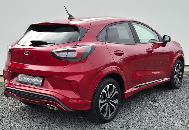 Ford PUMA 1.0 hybrid ST-Line 155 PK - Adaptieve cruise control - Camera achter - Dodehoek detectie - Parkeer assistent - Winterpack - 17 Lichtmetaal All seasons - Privacy glass .