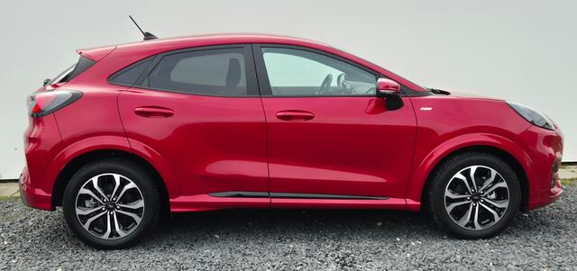 Ford PUMA 1.0 hybrid ST-Line 155 PK - Adaptieve cruise control - Camera achter - Dodehoek detectie - Parkeer assistent - Winterpack - 17 Lichtmetaal All seasons - Privacy glass .