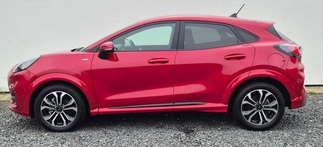 Ford PUMA 1.0 Hybrid ST-Line 155 PK - Adaptieve cruise control - Camera achter - Dodehoek detectie - Parkeer assistent - Winterpack - 17 Lichtmetaal All seasons - Privacy glass.