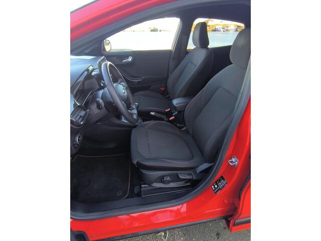 Ford PUMA 1.0 EcoBoost Hybrid ST-Line Carplay Dab+, parkdistance, Navi, prive glas, 1e eigenaar