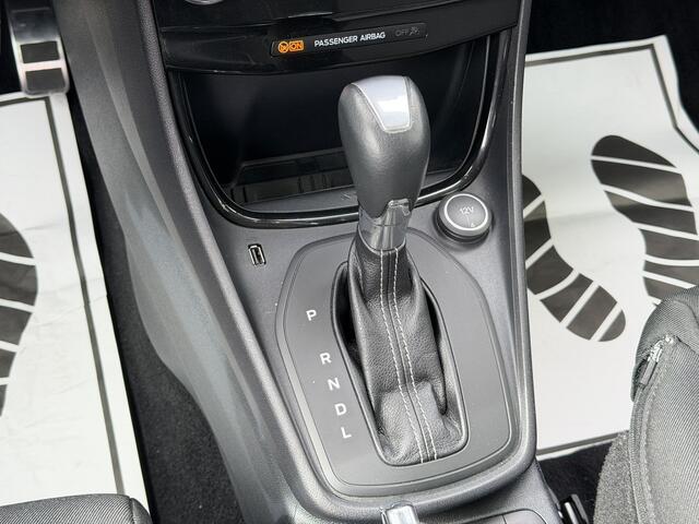 Ford PUMA 125 Pk Titanium X Benzine * Navigatie * Adaptive Cruise Control * Achteruitrij Camera * 18" L.M. Velgen * Vingerhoets; Vierde Generatie Eersteklas Service. Al meer dan 100 jaar een begrip in de Brabantse Kempen.