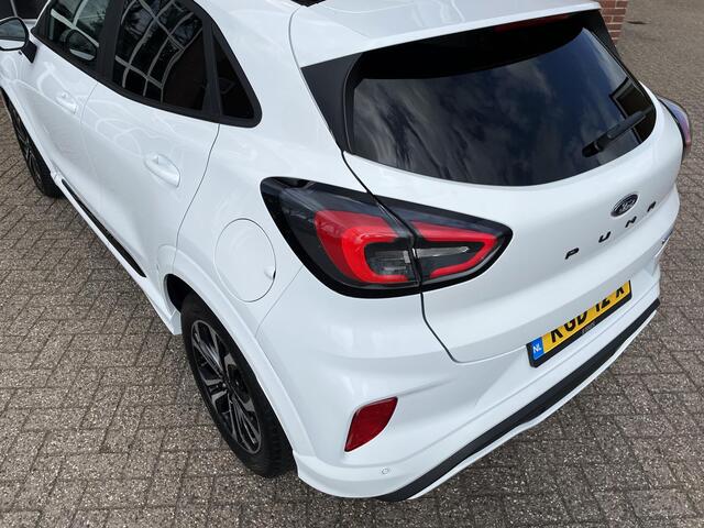 Ford PUMA 1.0 EcoBoost Hybrid ST-Line